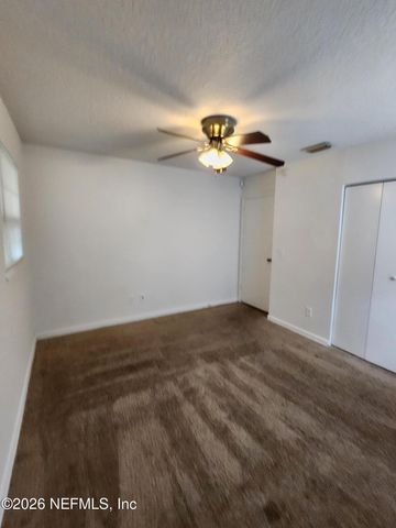 1721 HAWAII Drive E, Jacksonville, FL 32246