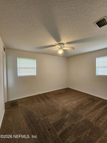 1721 HAWAII Drive E, Jacksonville, FL 32246