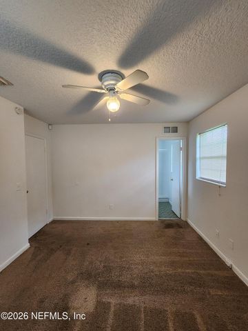 1721 HAWAII Drive E, Jacksonville, FL 32246