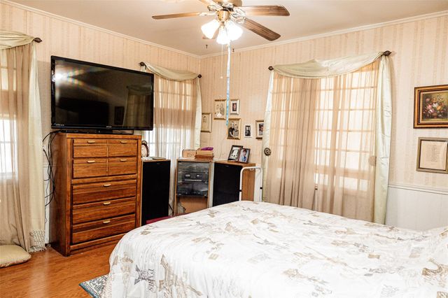 8608 Captain Scott Road, Brenham, TX 77833