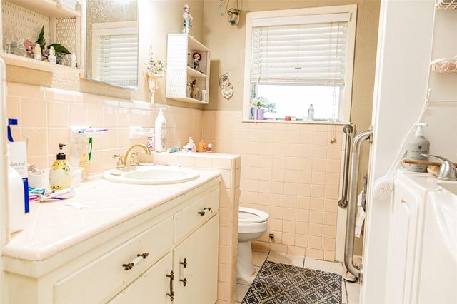 8608 Captain Scott Road, Brenham, TX 77833