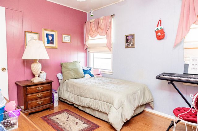 8608 Captain Scott Road, Brenham, TX 77833