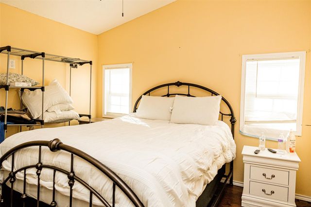 8608 Captain Scott Road, Brenham, TX 77833