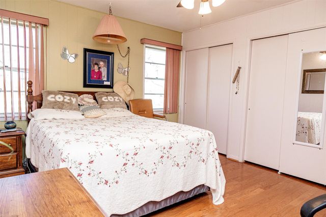 8608 Captain Scott Road, Brenham, TX 77833