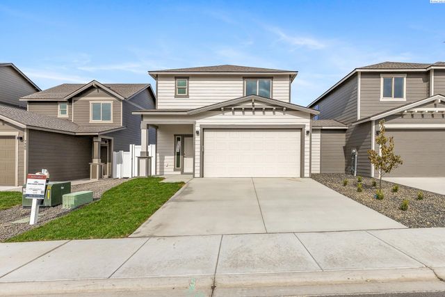 7472 Grapevine Ct, West Richland, WA 99353