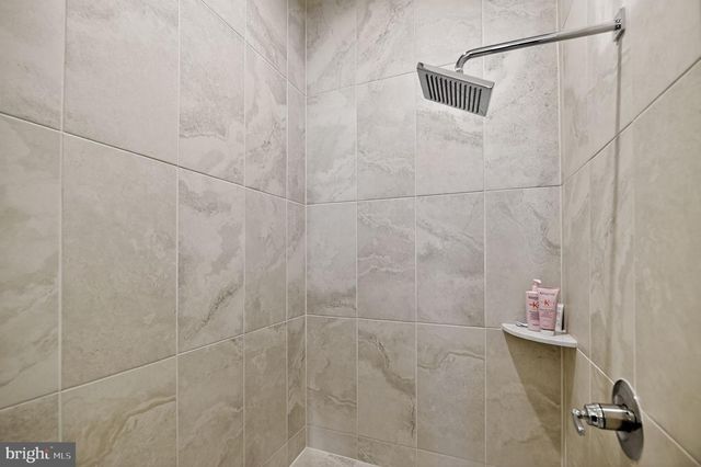 23731 SEPTEMBER SUN SQ, Ashburn, VA 20148