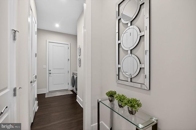 23731 SEPTEMBER SUN SQ, Ashburn, VA 20148