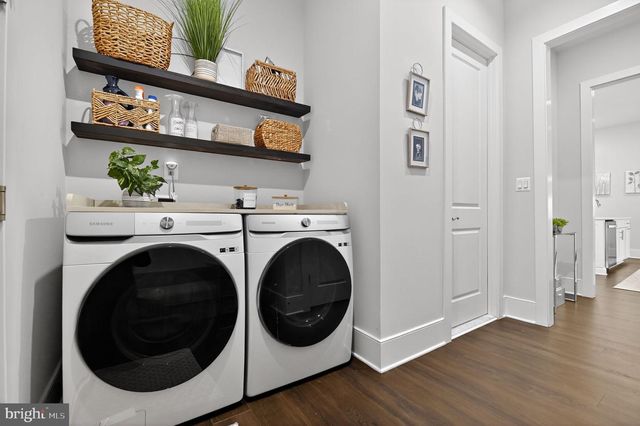 23731 SEPTEMBER SUN SQ, Ashburn, VA 20148