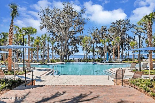 94 SLIP Cove, St. Johns, FL 32259