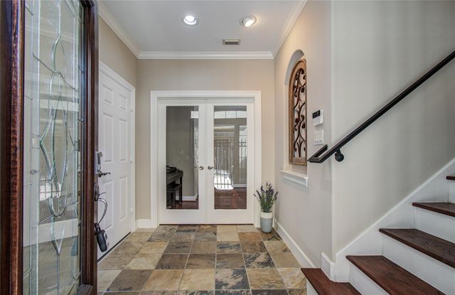 4613 Floyd Street, Houston, TX 77007