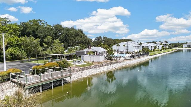 4721 Lakeside Club BLVD 2, Fort Myers, FL 33905