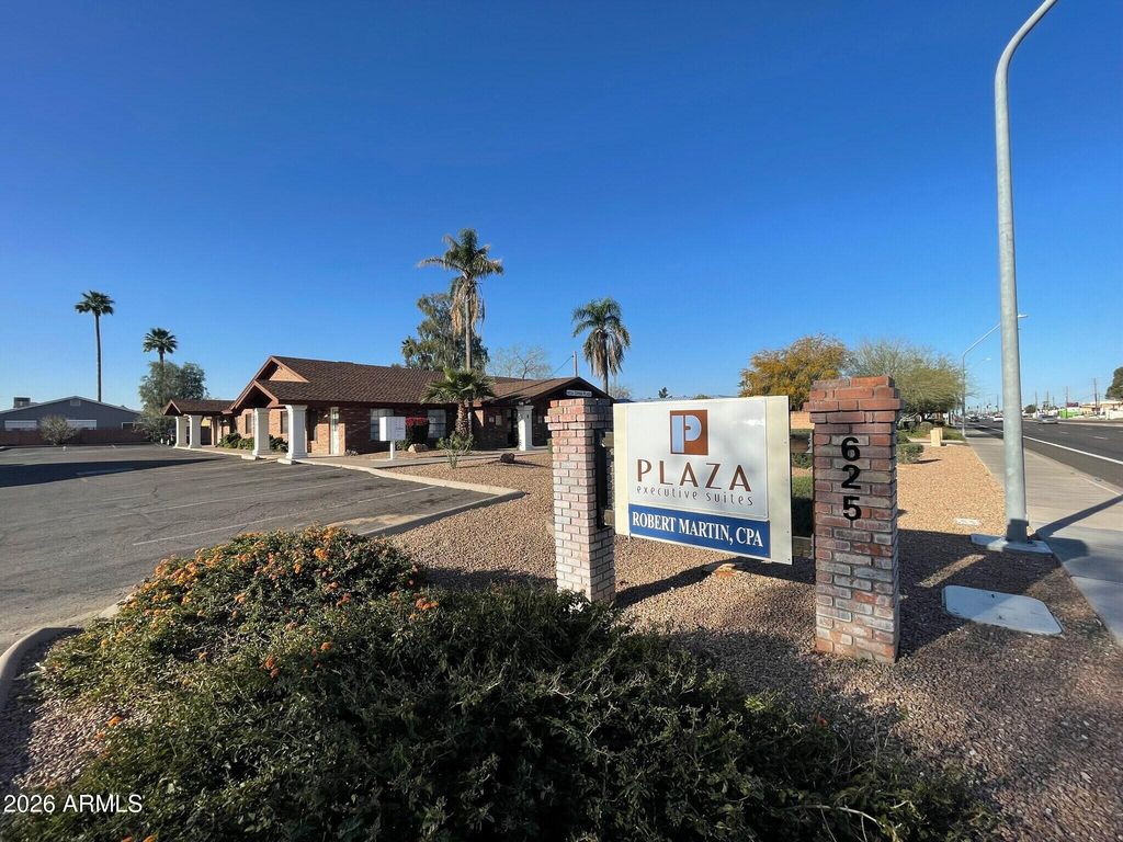 625 W SOUTHERN Avenue, Mesa, AZ 85210 — exterior