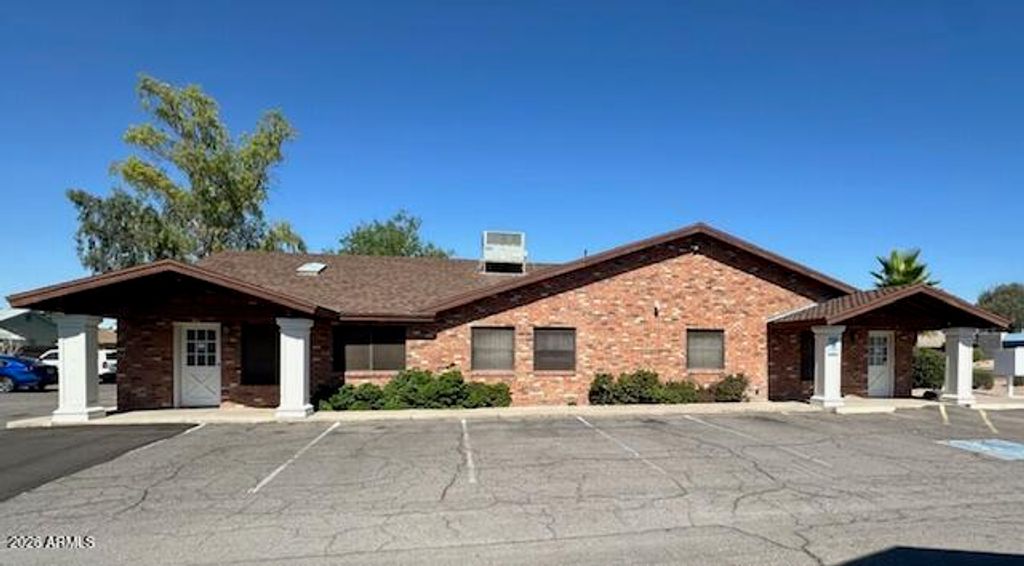625 W SOUTHERN Avenue, Mesa, AZ 85210 — photo 2