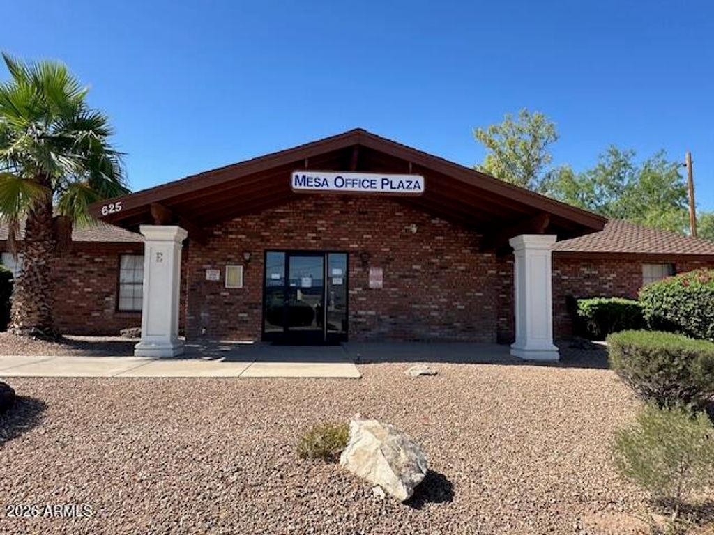 625 W SOUTHERN Avenue, Mesa, AZ 85210 — photo 3