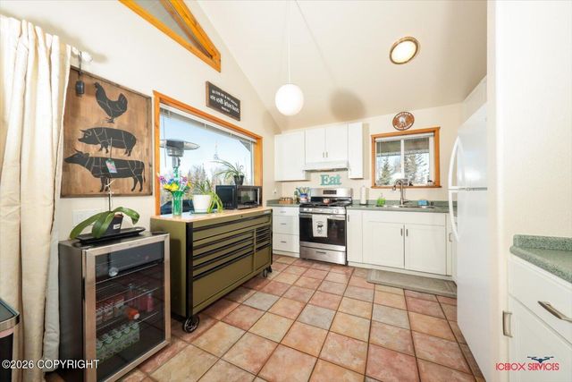 4480 S Betty J Street, Wasilla, AK 99623