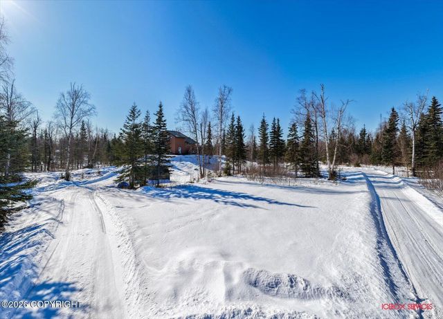 4480 S Betty J Street, Wasilla, AK 99623