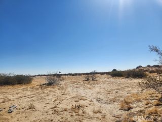 220 E Avenue, Palmdale, CA 93550