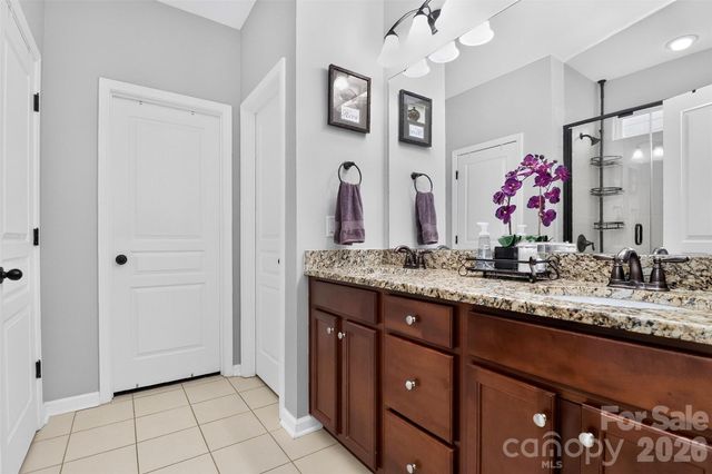 4540 Blackmuir Wood Circle, Charlotte, NC 28270
