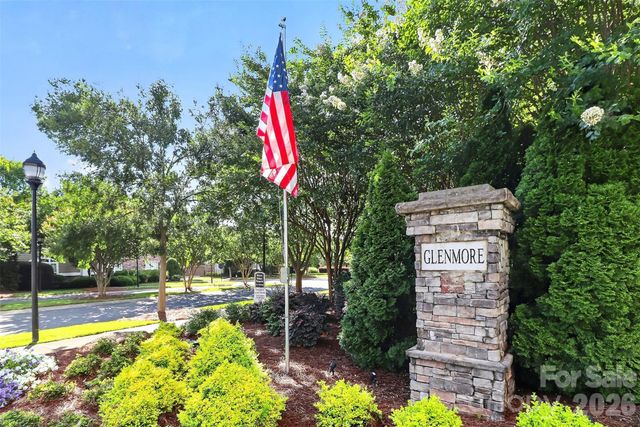 4540 Blackmuir Wood Circle, Charlotte, NC 28270