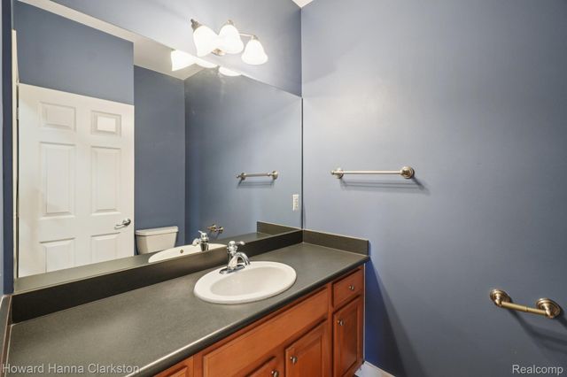 49941 Baychester Boulevard, Canton Charter Township, MI 48187