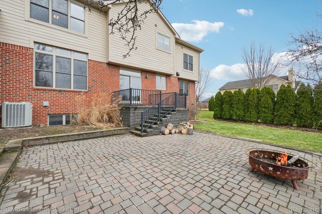 49941 Baychester Boulevard, Canton Charter Township, MI 48187