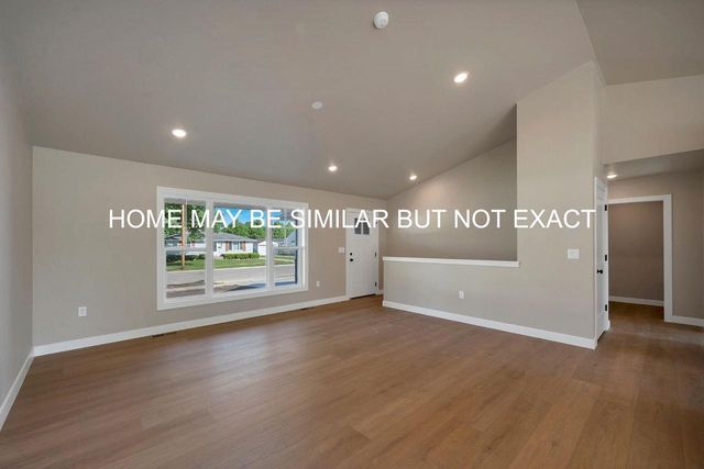 1033 GRAY STREET, Green Bay, WI 54303