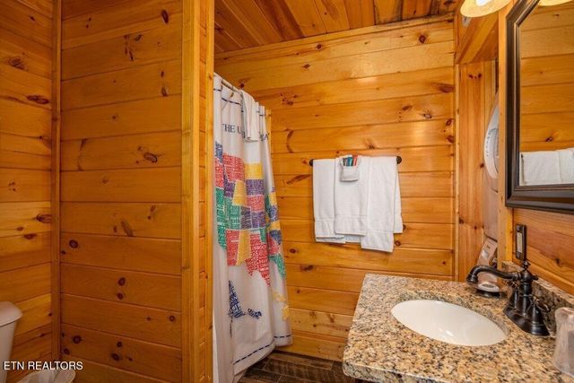 922 Black Bear Cub Way, Sevierville, TN 37862