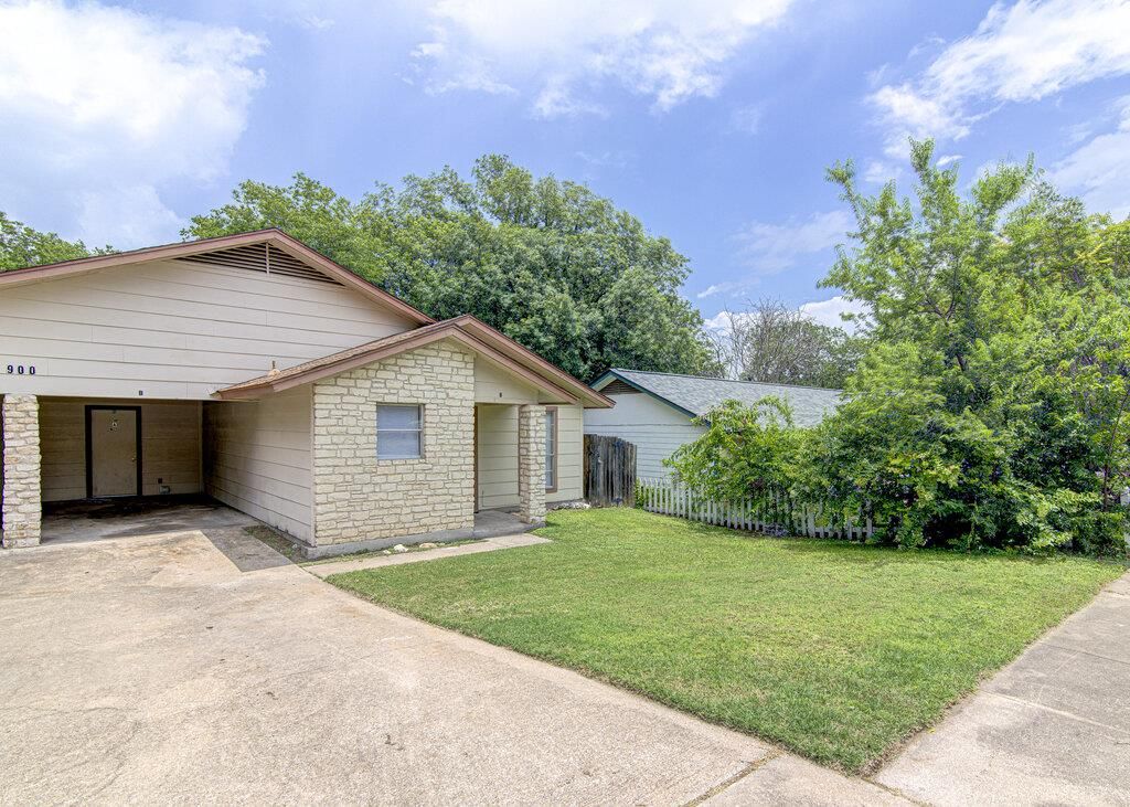 900 Sirocco DR B, Austin, TX 78745