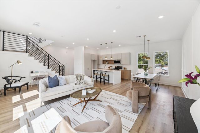 6343 W Montgomery Road, Houston, TX 77091