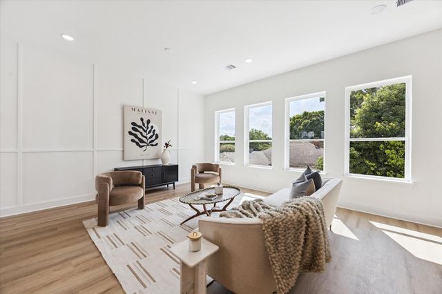 6343 W Montgomery Road, Houston, TX 77091