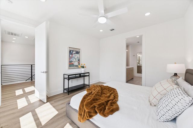 6343 W Montgomery Road, Houston, TX 77091