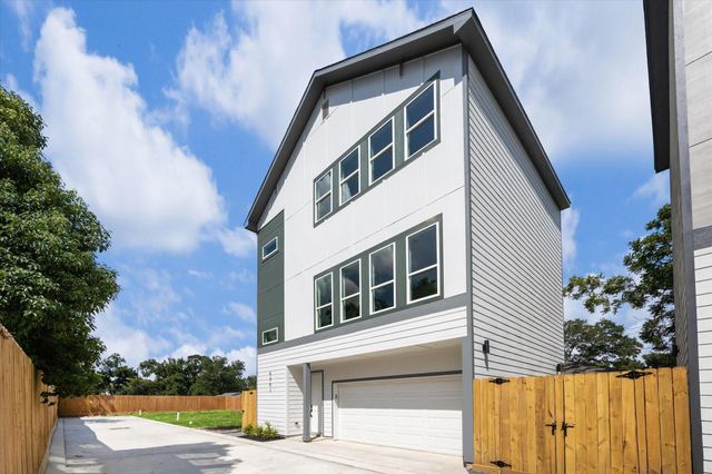 6343 W Montgomery Road, Houston, TX 77091