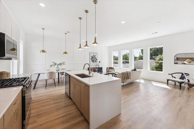 6343 W Montgomery Road, Houston, TX 77091