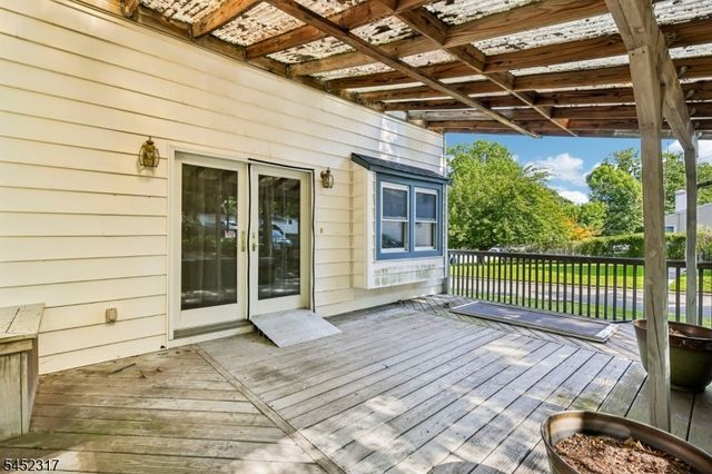 14 Jacobus Ave, Little Falls Twp., NJ 07424