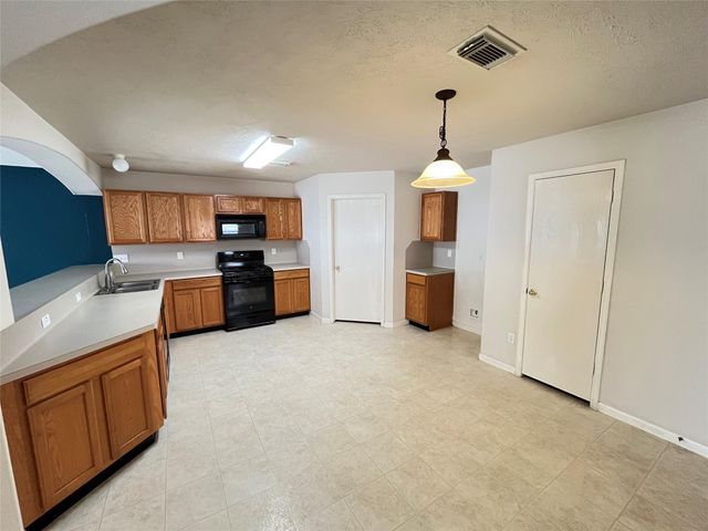 29022 Fox Fountain Lane, Spring, TX 77386