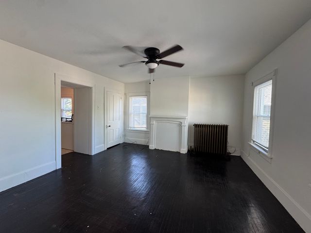 159 N 4th Street 2, Aurora, IL 60505