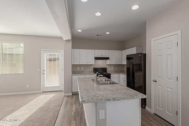 911 E AGUA FRIA Lane, Avondale, AZ 85323