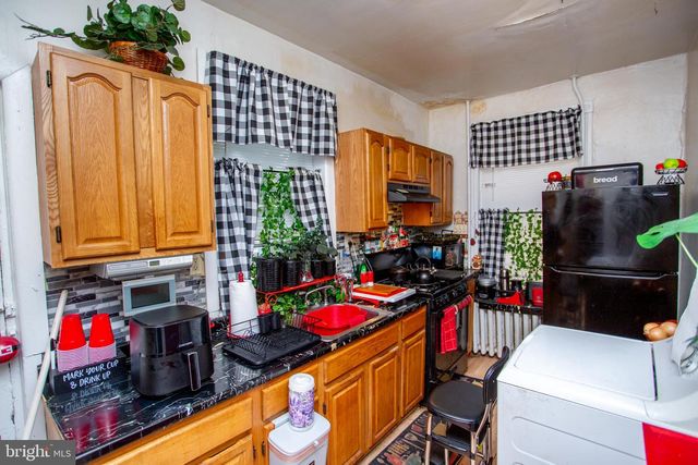 5121 WILLOWS AVE, Philadelphia, PA 19143