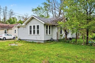 949 S 13th Street, Niles City, MI 49120