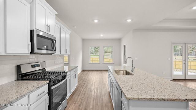 515 Bridgeway Street, Canton, MS 39046