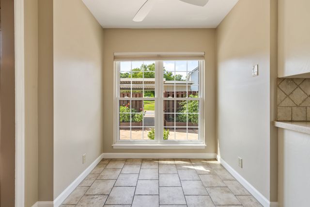 1208 Brentwood Pt, Brentwood, TN 37027