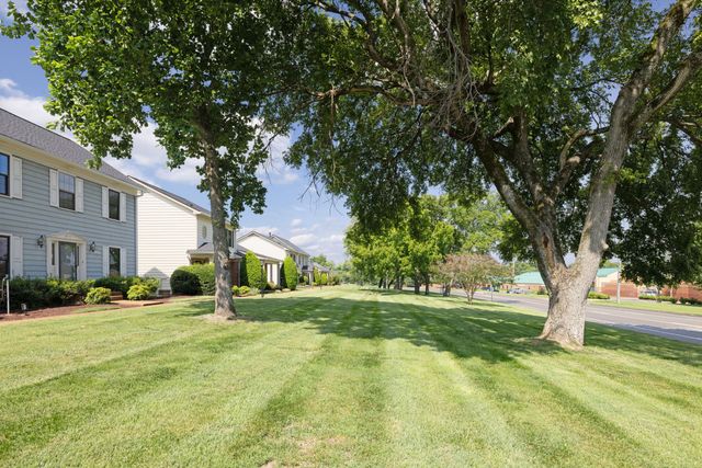 1208 Brentwood Pt, Brentwood, TN 37027