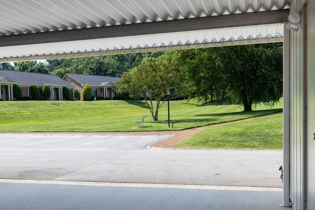 1208 Brentwood Pt, Brentwood, TN 37027
