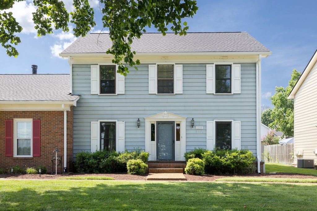 1208 Brentwood Pt, Brentwood, TN 37027