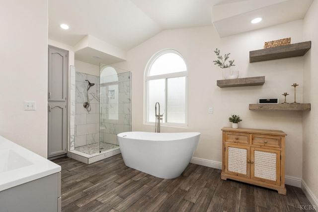 2371 Sophia Lane, Kingsburg, CA 93631