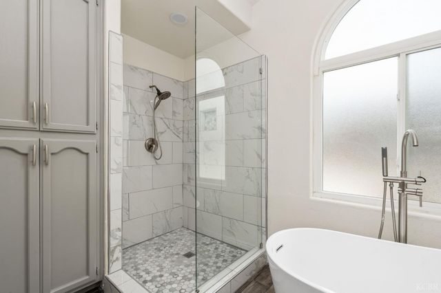 2371 Sophia Lane, Kingsburg, CA 93631