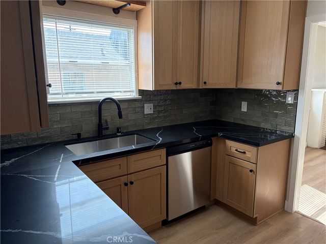 1156 N Rancho Avenue, Colton, CA 92324