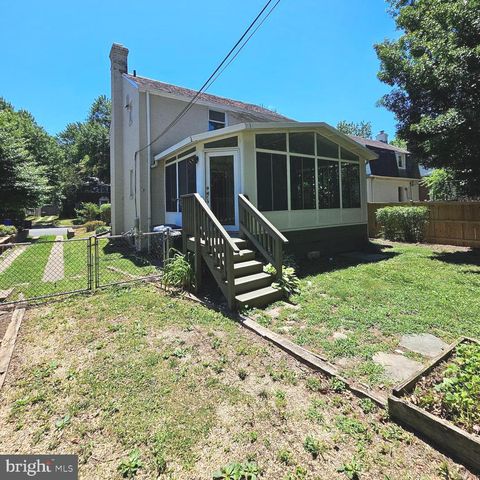 3225 6TH ST S, Arlington, VA 22204