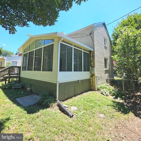 3225 6TH ST S, Arlington, VA 22204