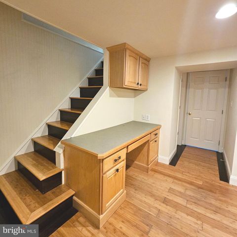 3225 6TH ST S, Arlington, VA 22204